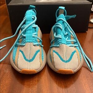 Sia Collective SSR - Turkes and Caicos